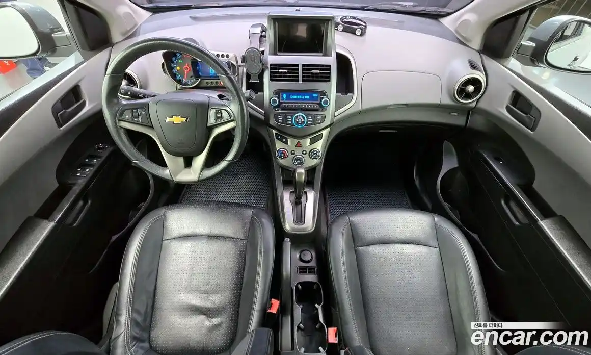 Chevrolet Aveo 2014 1.6 Автомат в Москве № 24663, фото 13