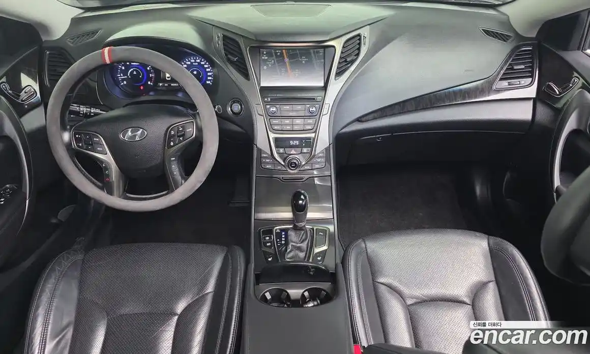 Hyundai Grandeur 2014 2.4 Автомат в Москве № 247037, фото 11