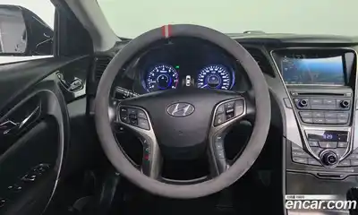 Hyundai Grandeur 2014 2.4 Автомат в Москве № 247037, миниатюра 12