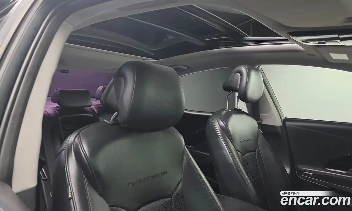 Hyundai Grandeur 2014 2.4 Автомат в Москве № 247037, фото 13