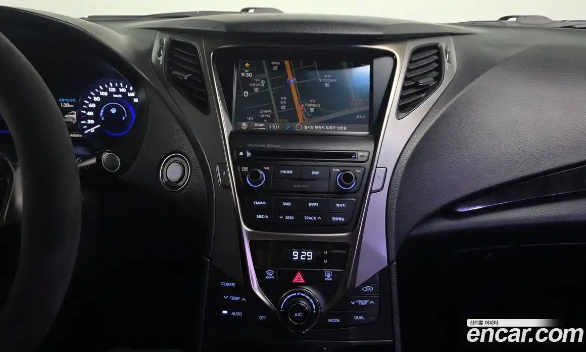 Hyundai Grandeur 2014 2.4 Автомат в Москве № 247037, фото 9