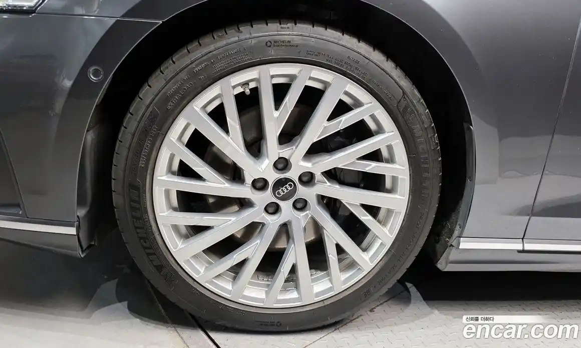 Audi A8 2021 3.0 Автомат в Москве № 249228, фото 3