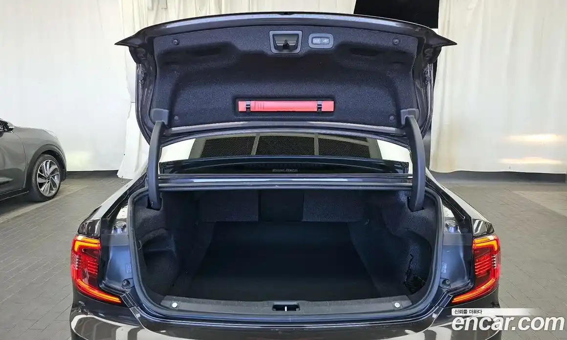 Volvo S90 2021 2.0 Автомат в Москве № 251137, фото 3