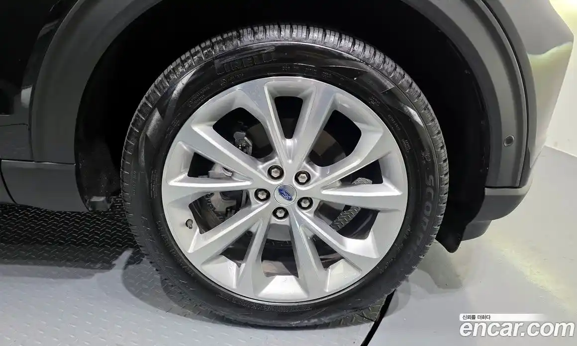 Ford Explorer 2021 3.0 Автомат в Москве № 255523, фото 9