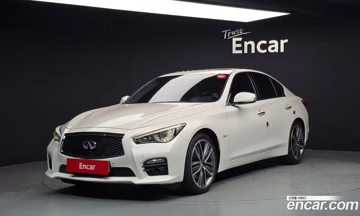 Infiniti Q50 2015 2.1 Автомат в Москве № 284170, фото 7
