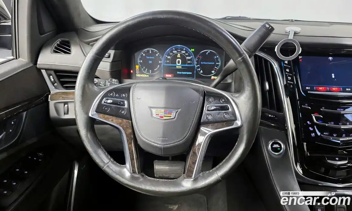 Cadillac Escalade 2015 6.2 Автомат в Москве № 285574, фото 7