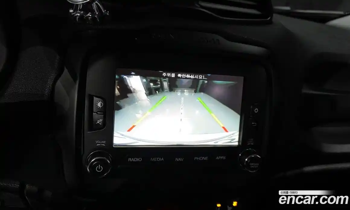 Jeep Renegade 2017 2.0 Автомат в Москве № 289282, фото 12