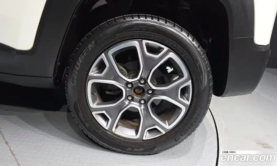 Jeep Renegade 2017 2.0 Автомат в Москве № 289282, фото 13