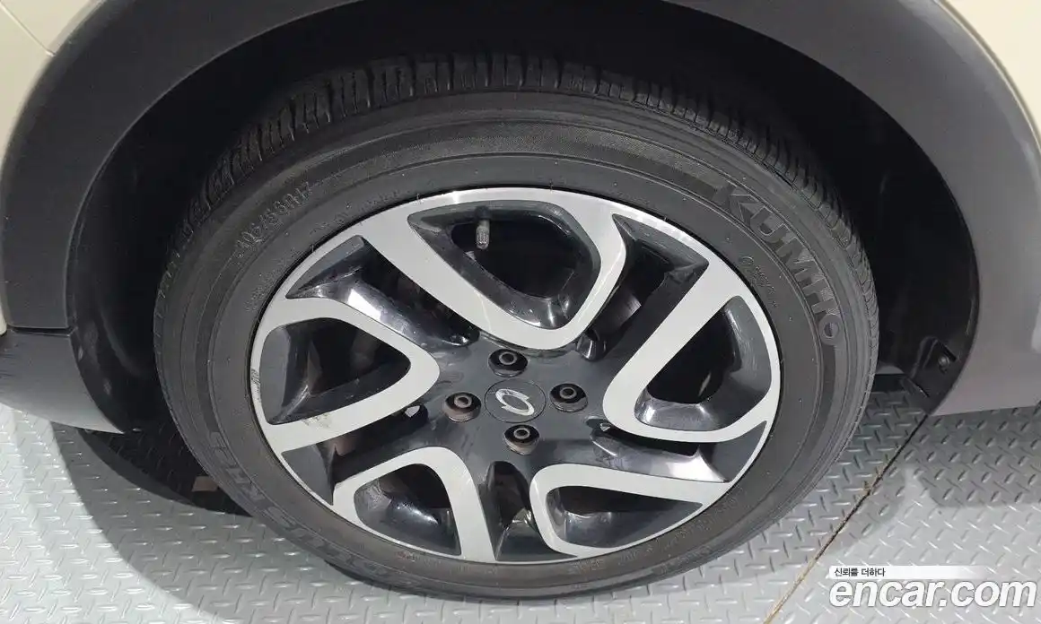 Renault QM3 2015 1.5 Автомат в Москве № 298718, фото 1