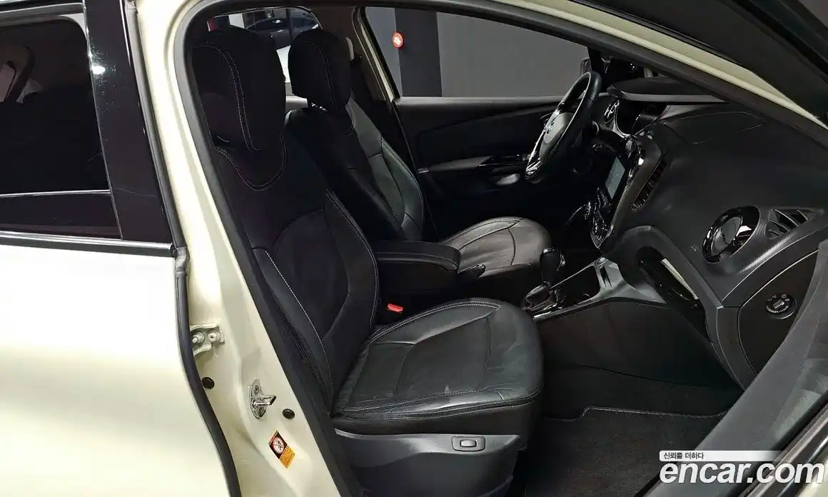 Renault QM3 2015 1.5 Автомат в Москве № 298718, фото 11