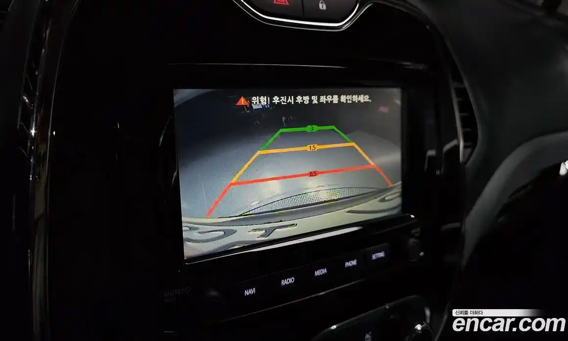 Renault QM3 2015 1.5 Автомат в Москве № 298718, фото 20