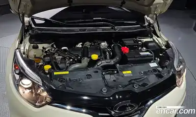 Renault QM3 2015 1.5 Автомат в Москве № 298718, миниатюра 4