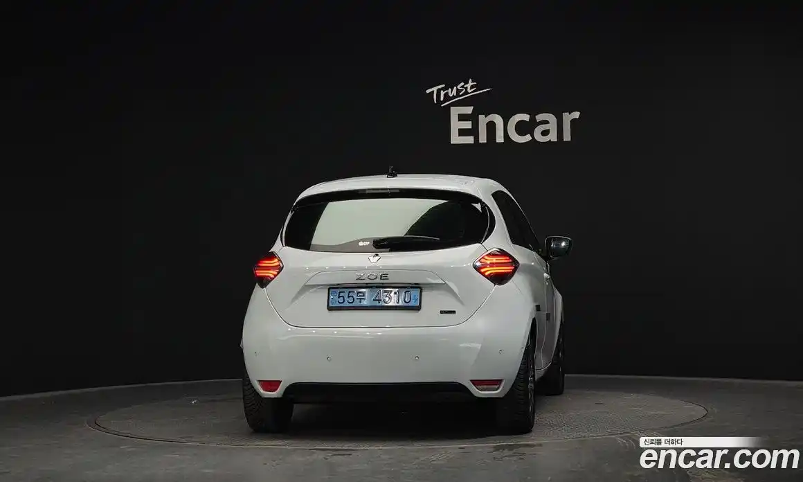 Renault Zoe 2021 0.2 Автомат в Москве № 298732, фото 13