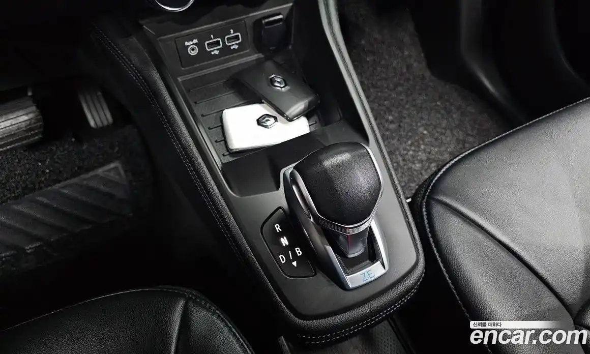 Renault Zoe 2021 0.2 Автомат в Москве № 298732, фото 14