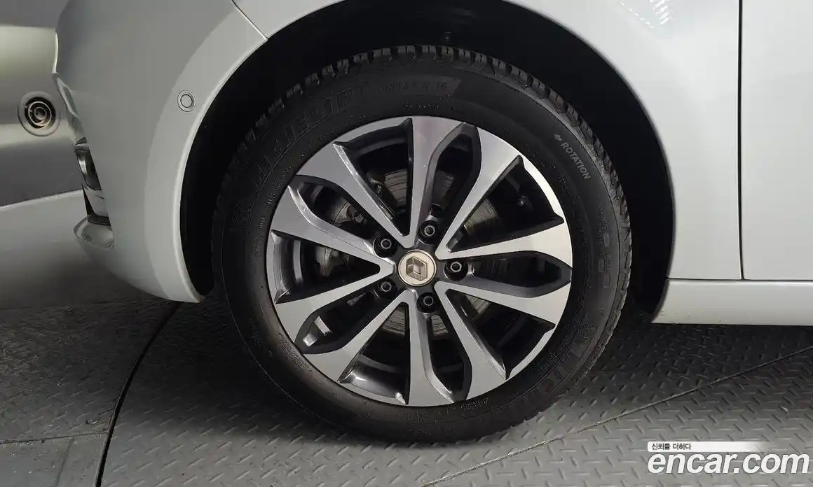 Renault Zoe 2021 0.2 Автомат в Москве № 298732, фото 4