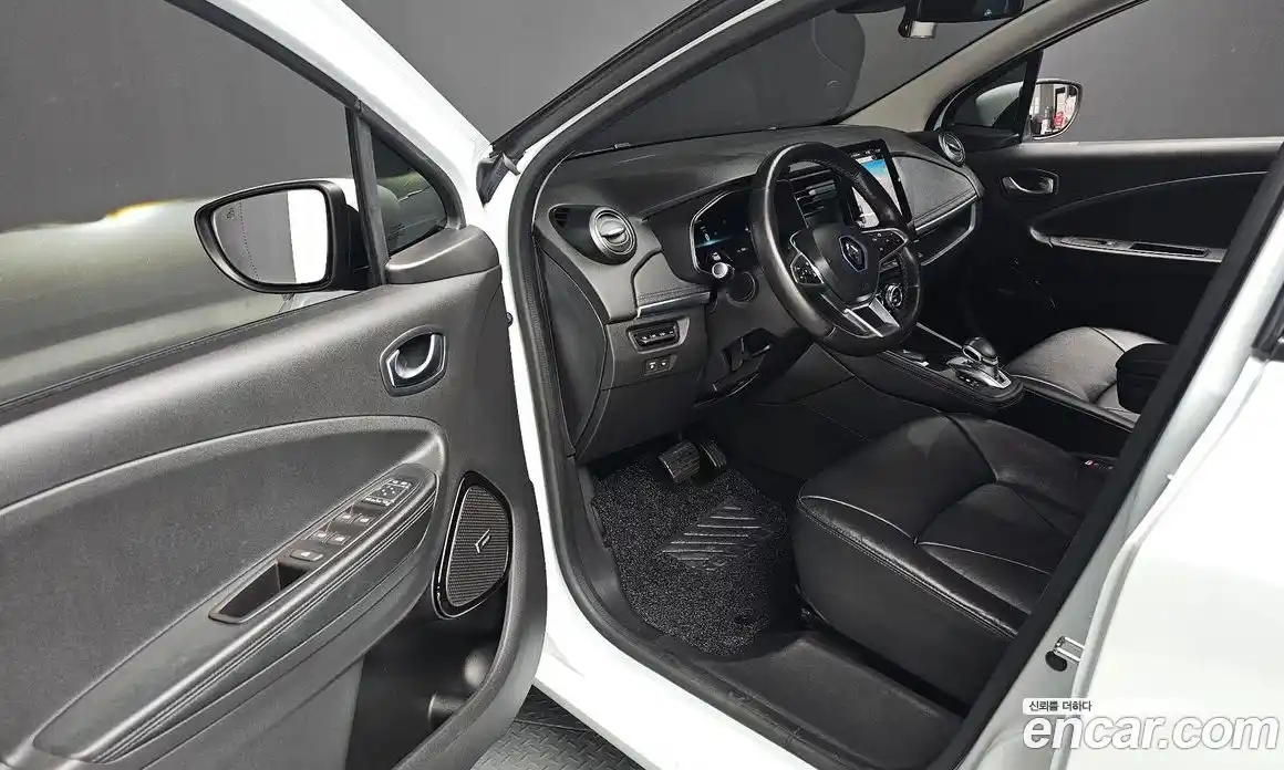 Renault Zoe 2021 0.2 Автомат в Москве № 298732, фото 9