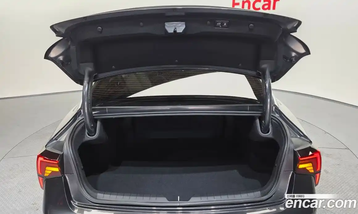 Kia K5 2024 2.0 Автомат в Москве № 306410, фото 16