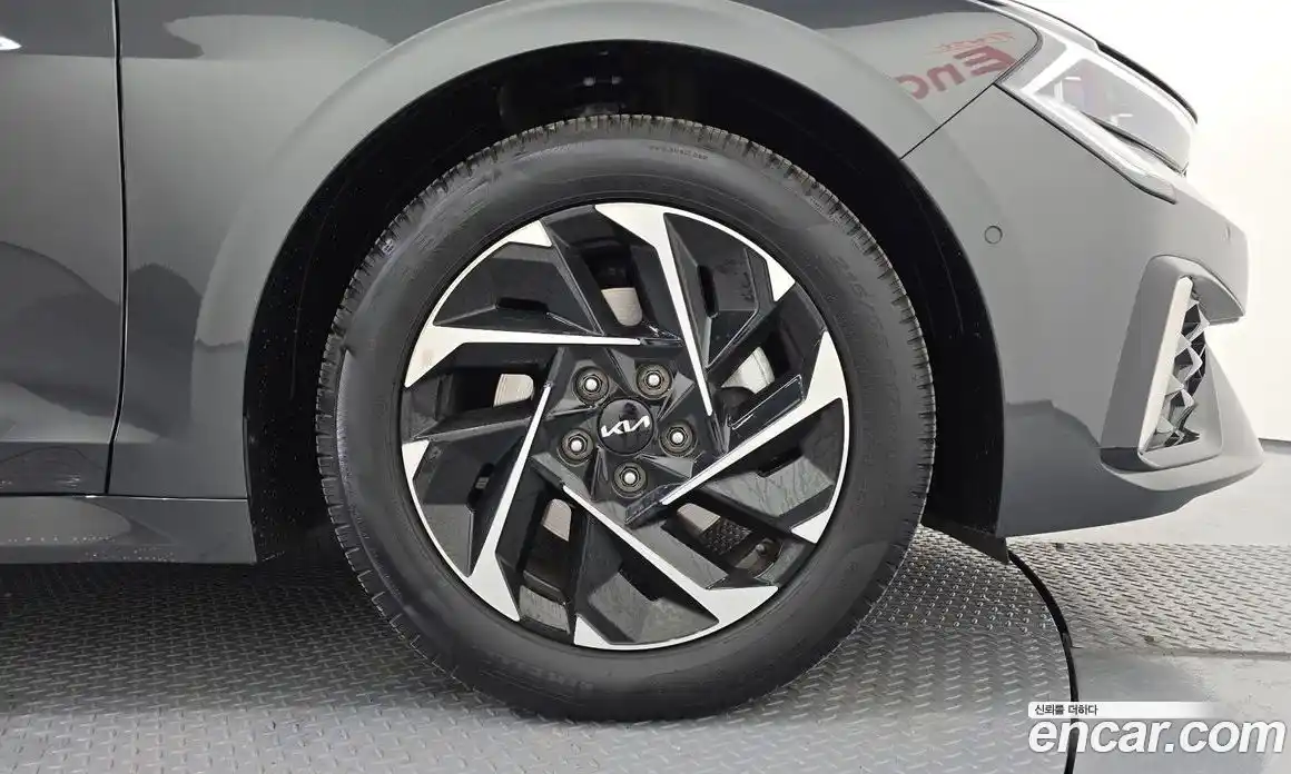 Kia K5 2024 2.0 Автомат в Москве № 306410, фото 7