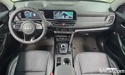 Kia Seltos 2023 1.6 Автомат в Москве № 307975, миниатюра 11