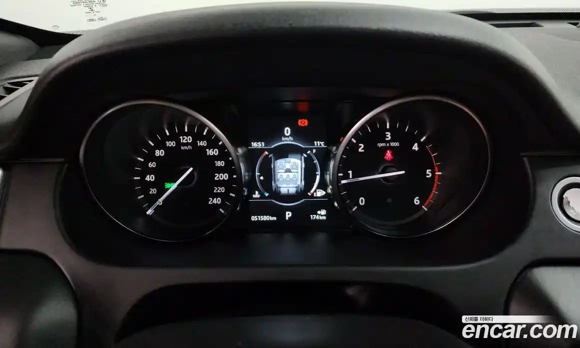 Land Rover Discovery Sport 2017 2.0 Автомат в Москве № 315687, фото 11