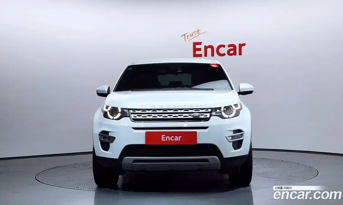 Land Rover Discovery Sport 2017 2.0 Автомат в Москве № 315687, фото 8
