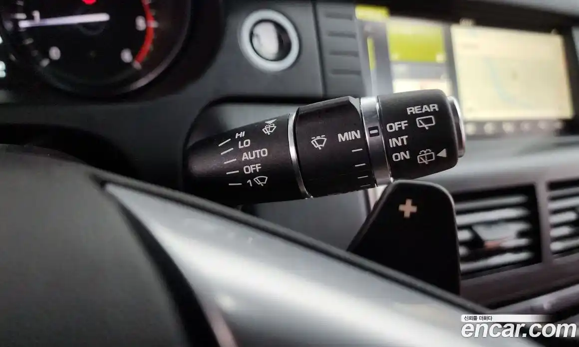 Land Rover Discovery Sport 2017 2.0 Автомат в Москве № 315687, фото 10