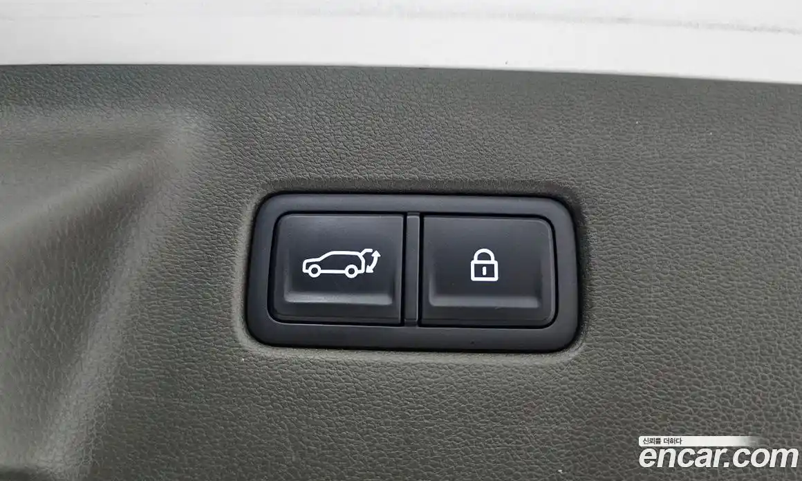 Hyundai Santa Fe 2024 2.5 Автомат в Москве № 319665, фото 16