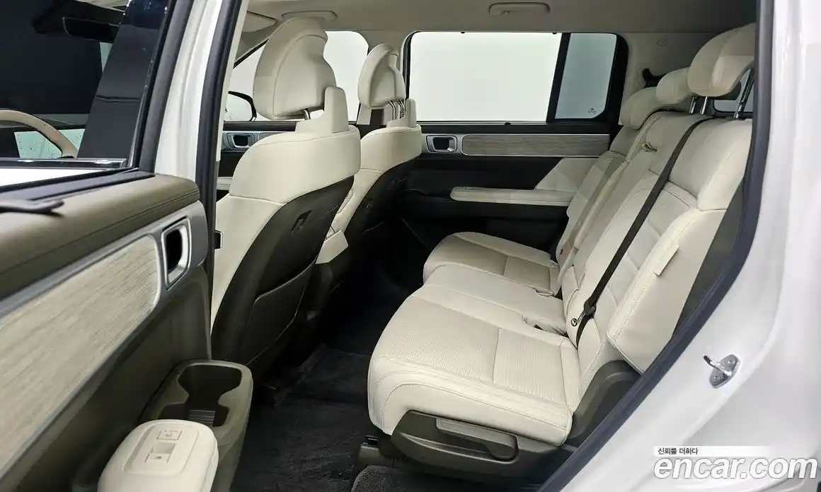 Hyundai Santa Fe 2024 2.5 Автомат в Москве № 319665, фото 20