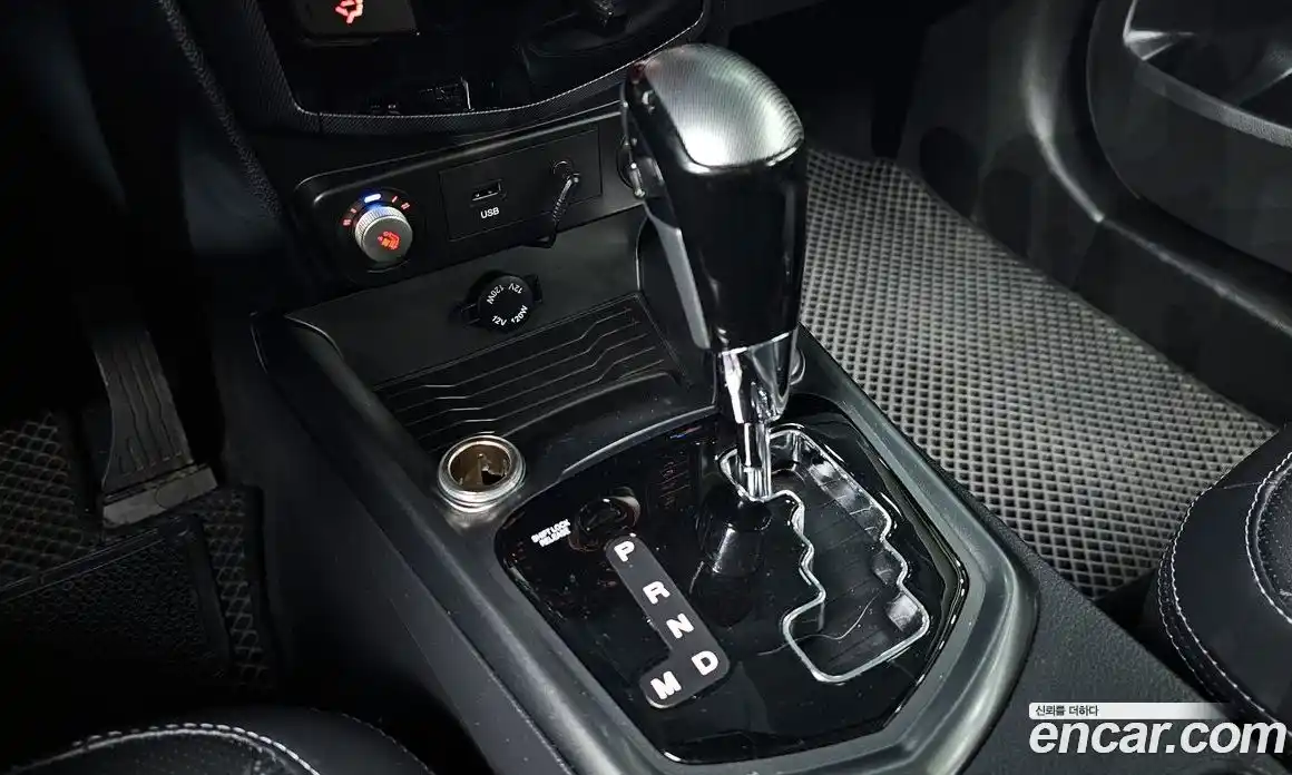 SsangYong TIBOLI 2017 1.6 Автомат в Москве № 323593, фото 14