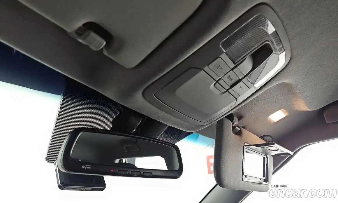 SsangYong TIBOLI 2017 1.6 Автомат в Москве № 323593, фото 4