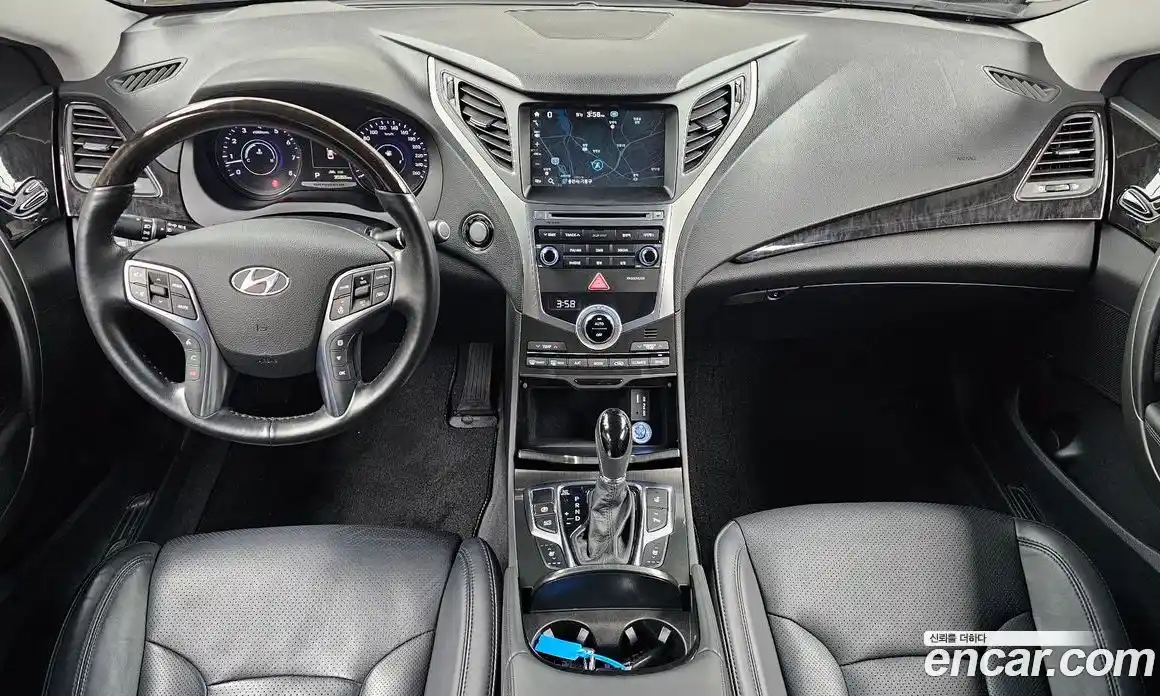 Hyundai Grandeur 2017 2.4 Автомат в Москве № 335458, фото 15