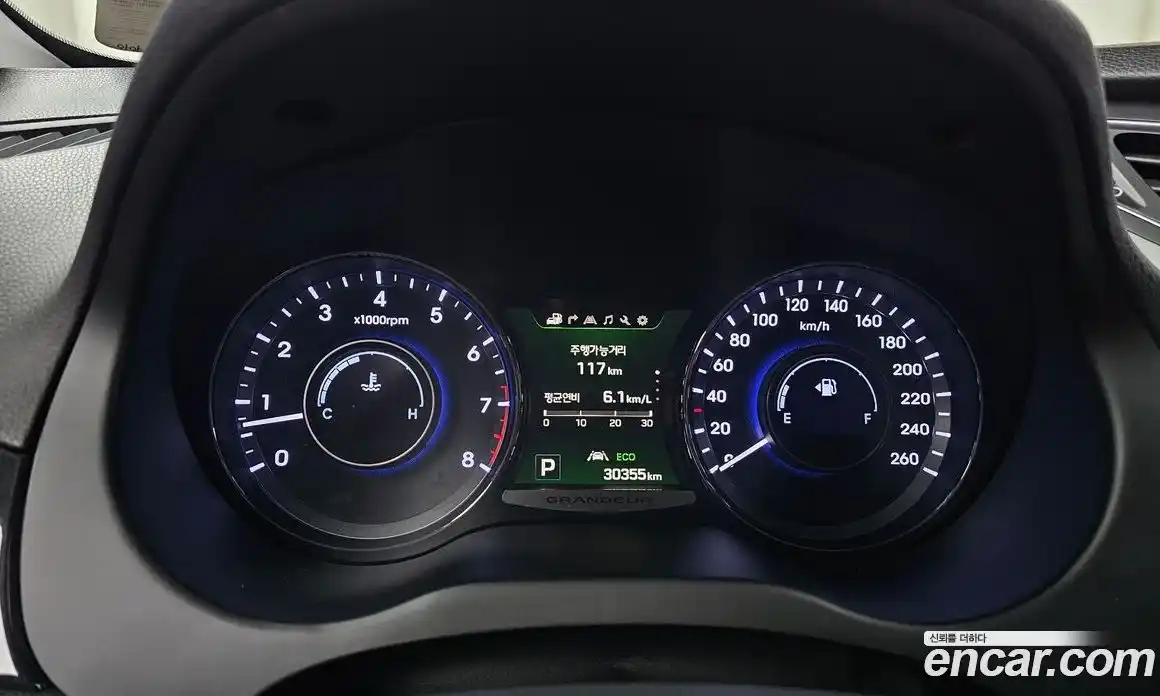 Hyundai Grandeur 2017 2.4 Автомат в Москве № 335458, фото 3