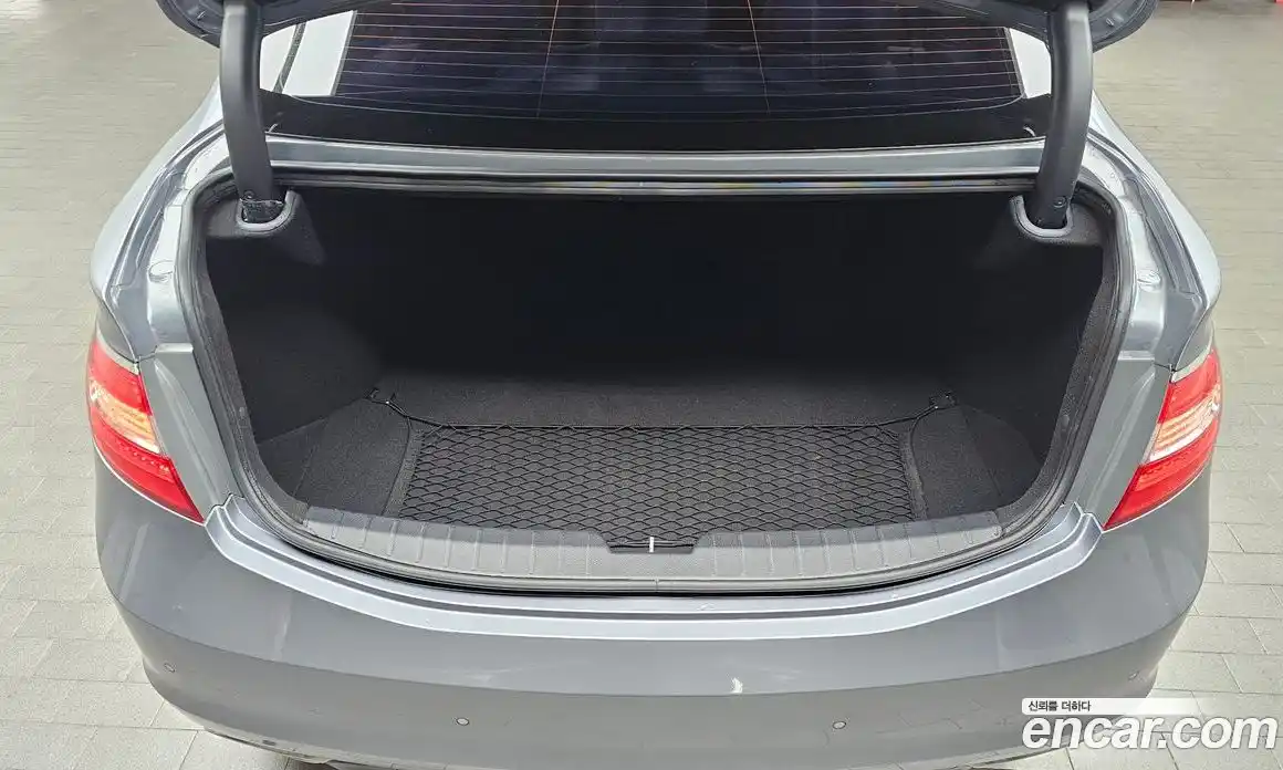 Hyundai Grandeur 2017 2.4 Автомат в Москве № 335458, фото 7