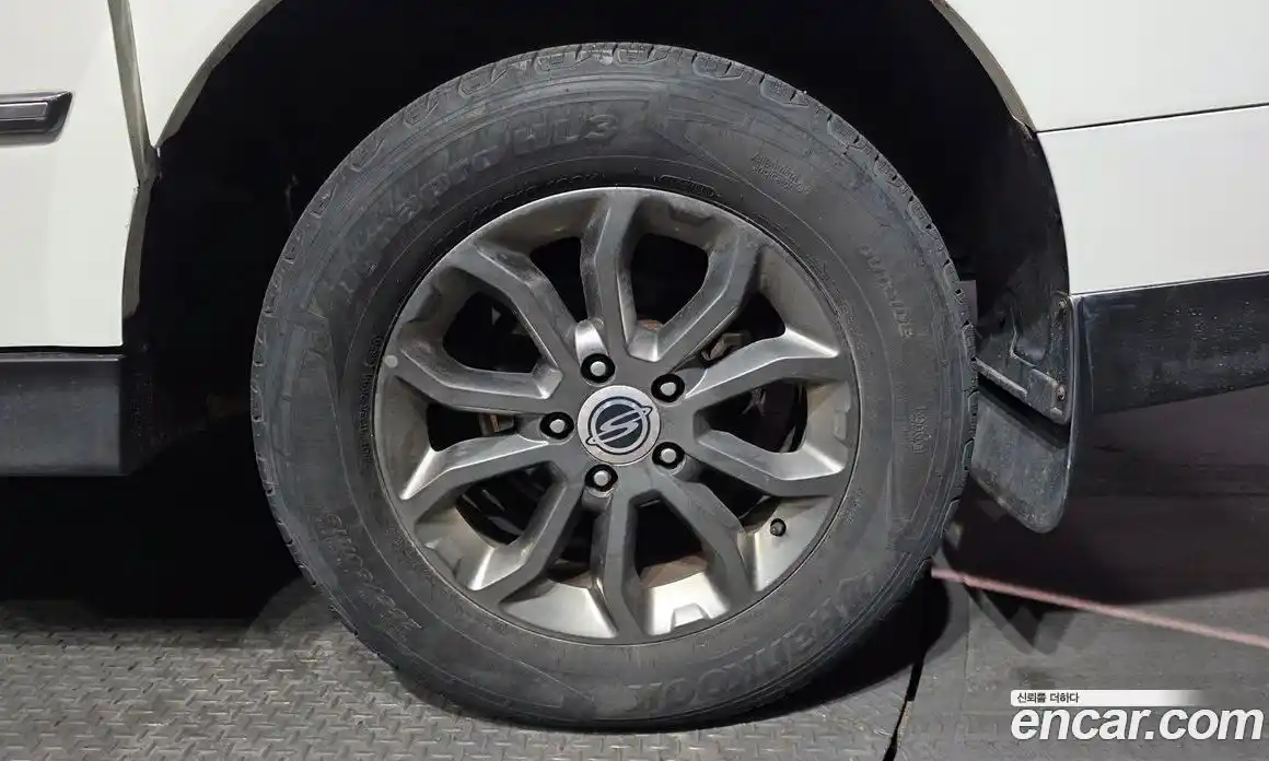 SsangYong Korando 2016 2.0 Автомат в Москве № 341954, фото 8