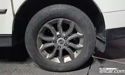 SsangYong Korando 2016 2.0 Автомат в Москве № 341954, миниатюра 8