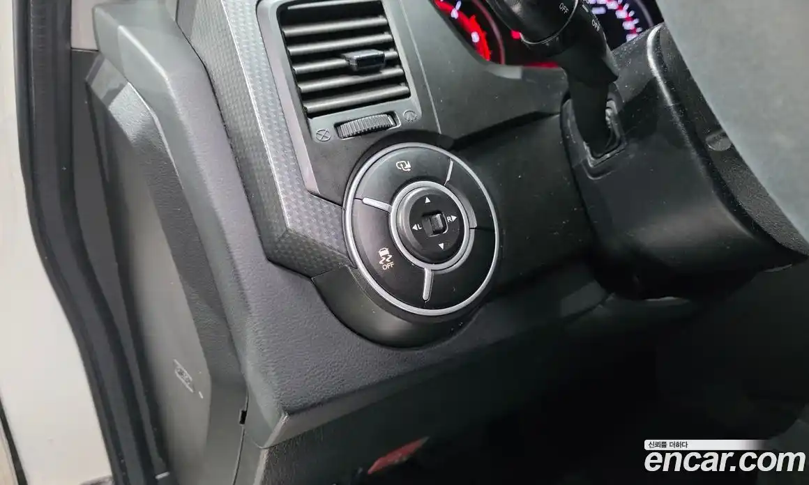 SsangYong Korando 2016 2.0 Автомат в Москве № 341954, фото 10