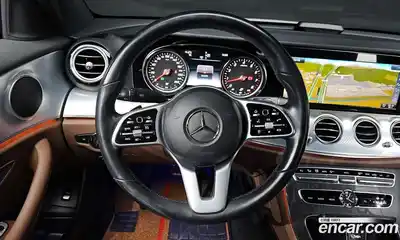 Mercedes-Benz E-Class, 2020