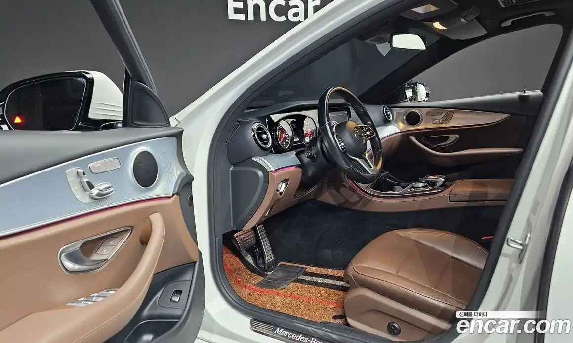 Mercedes-Benz E-Class 2020 2.0 Автомат в Москве № 342649, фото 4