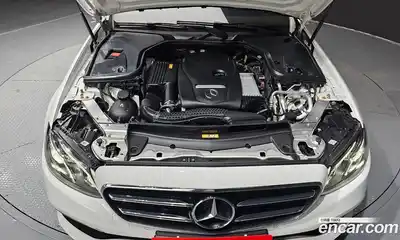 Mercedes-Benz E-Class 2020 2.0 Автомат в Москве № 342649, миниатюра 6