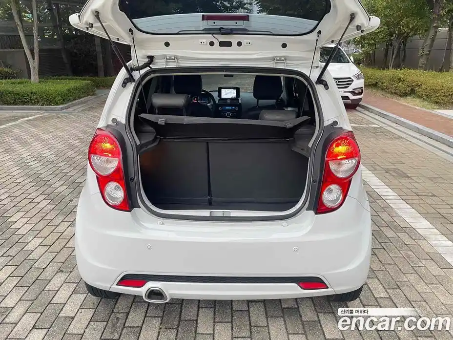 Chevrolet Spark 2014 1.0 Автомат в Москве № 37591, фото 12