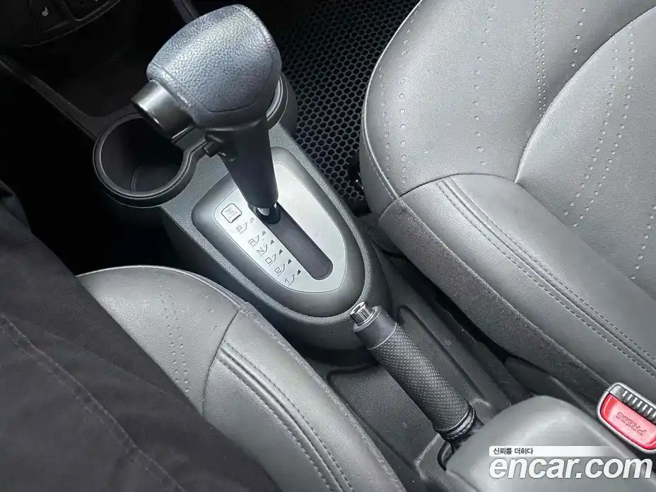 Chevrolet Spark 2014 1.0 Автомат в Москве № 37591, фото 16