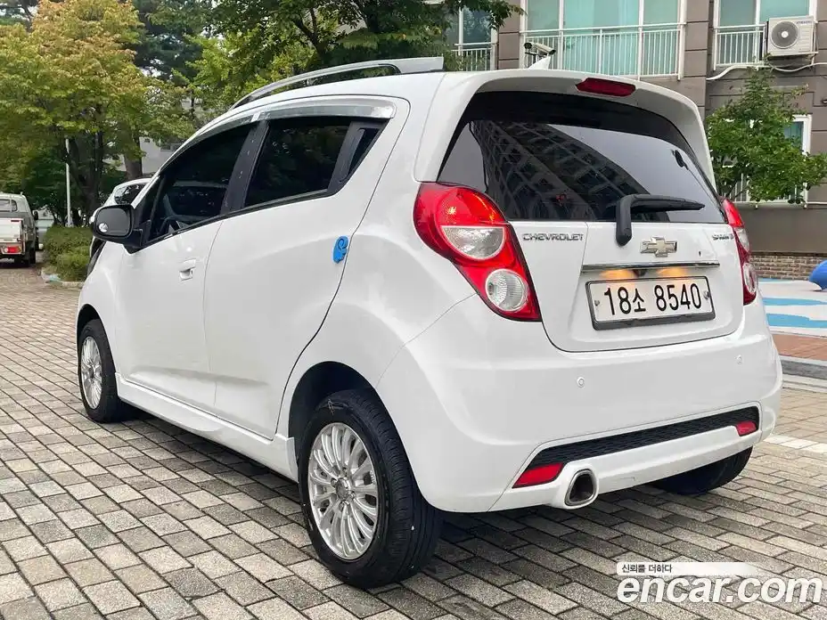 Chevrolet Spark 2014 1.0 Автомат в Москве № 37591, фото 3
