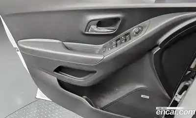 Chevrolet Trax 2017 1.4 Автомат в Москве № 37830, миниатюра 11