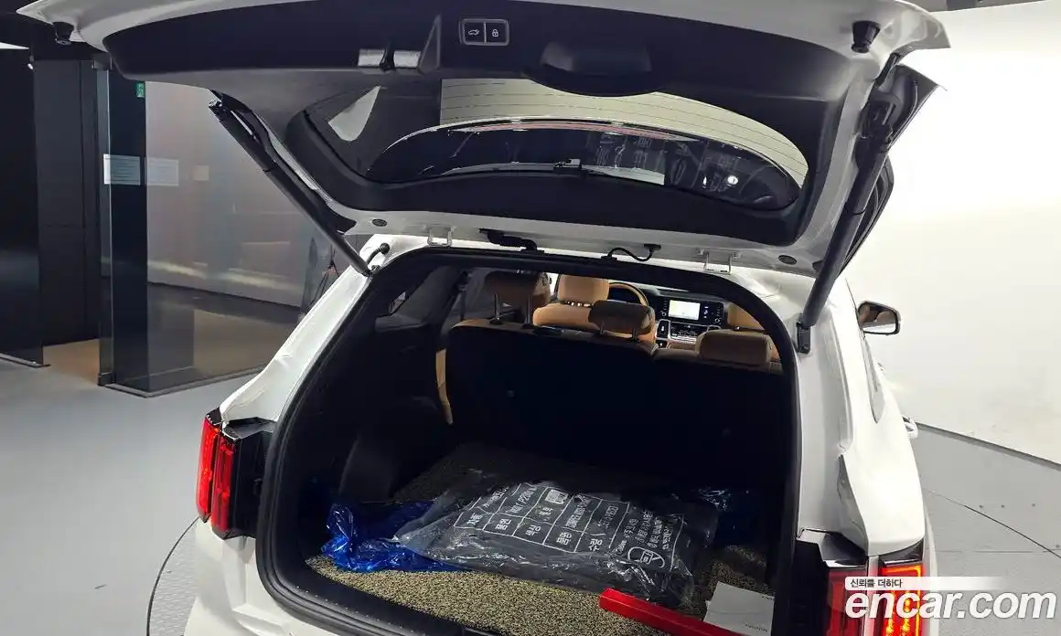 Kia Sorento 2023 2.2 Автомат в Москве № 53987, фото 6