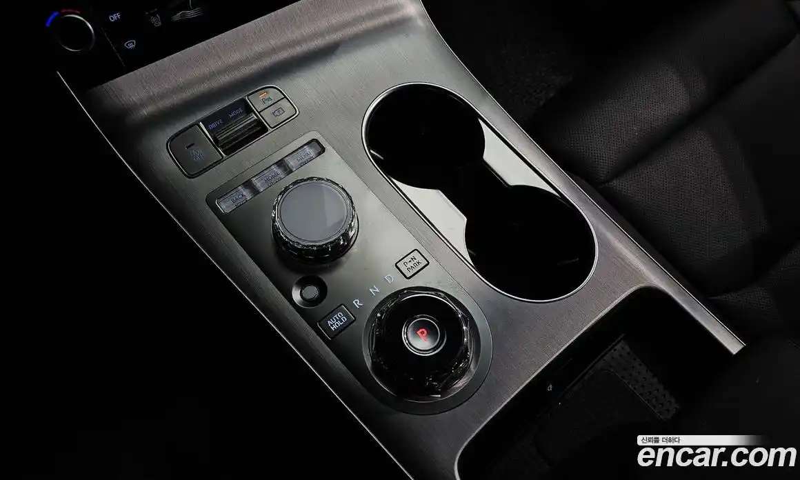 Genesis GV70 2025 2.5 Автомат в Москве № 58347, фото 6