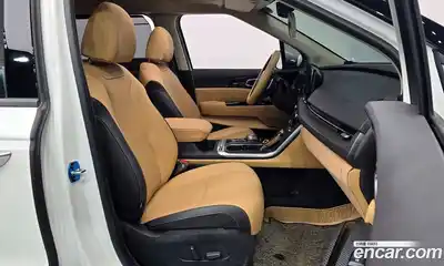 Kia Canival 2023 3.5 Автомат в Москве № 60770, миниатюра 6