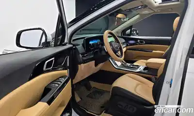 Kia Canival 2023 3.5 Автомат в Москве № 60770, миниатюра 7