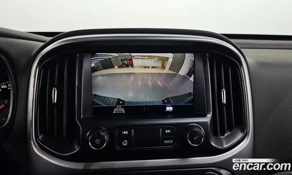 Chevrolet Colorado 2022 3.6 Автомат в Москве № 88014, фото 16