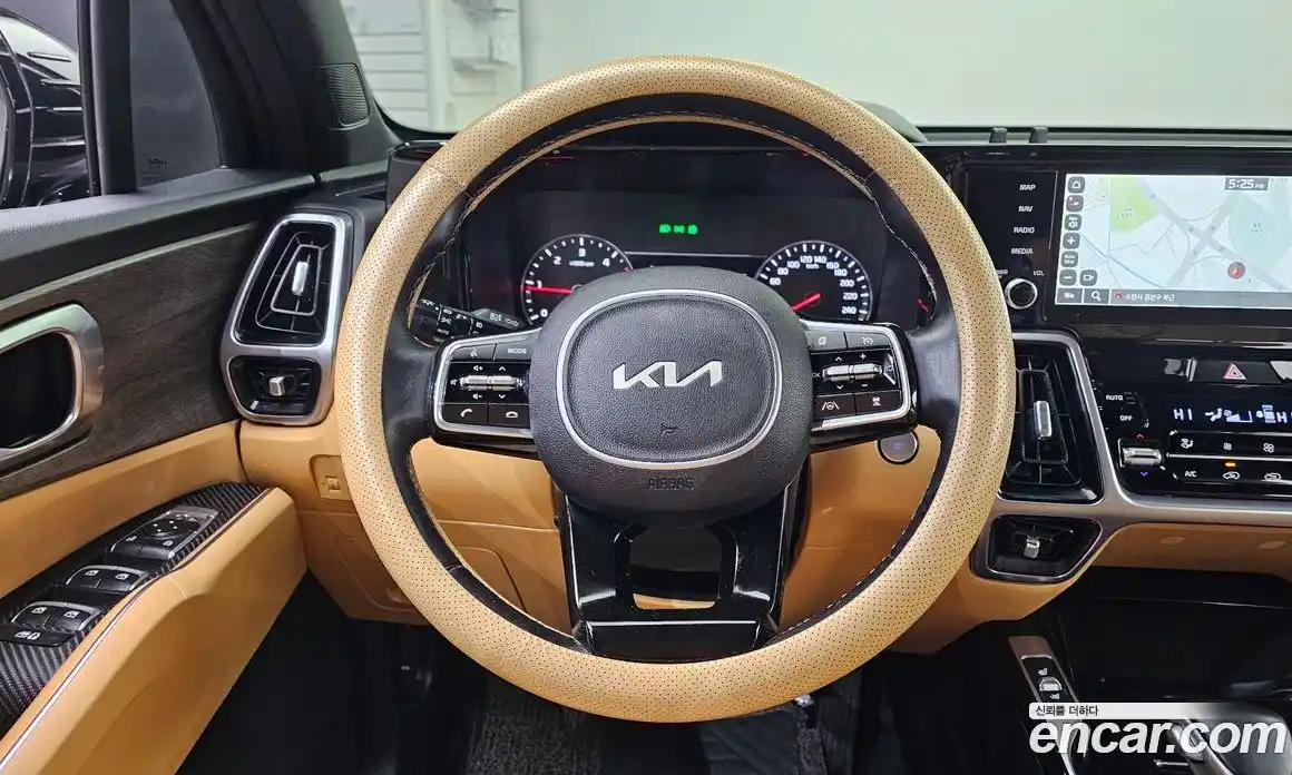 Kia Sorento 2022 2.2 Автомат в Москве № 9703, фото 11