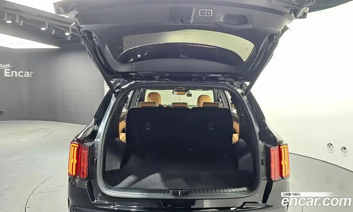 Kia Sorento 2022 2.2 Автомат в Москве № 9703, фото 16